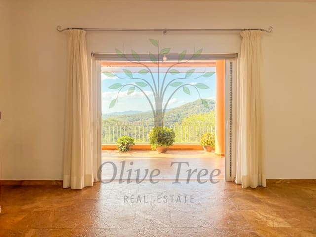 3 soverom Villa til salgs i Nuestra Señora de Jesus, Santa Eulalia / Santa Eularia med svømmebasseng garasje - € 2 595 000 (Ref: 8789647)