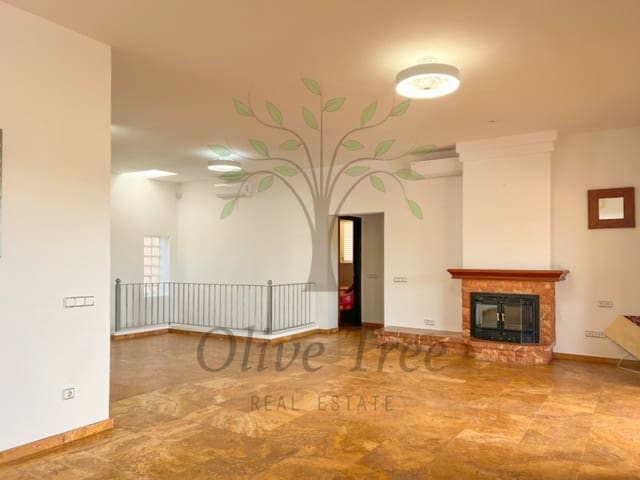 3 soverom Villa til salgs i Nuestra Señora de Jesus, Santa Eulalia / Santa Eularia med svømmebasseng garasje - € 2 595 000 (Ref: 8789647)