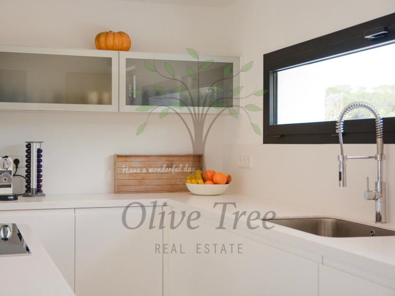 3 slaapkamer Villa te huur in San Jose / Sant Josep de Sa Talaia met garage - € 10.000 (Ref: 8818145)