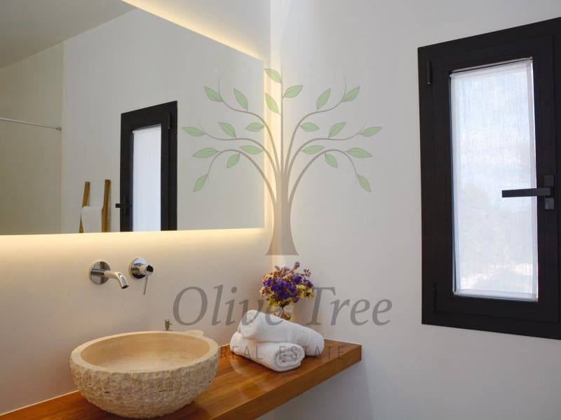 3 slaapkamer Villa te huur in San Jose / Sant Josep de Sa Talaia met garage - € 10.000 (Ref: 8818145)