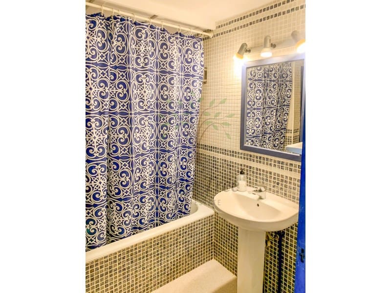 1 sovrum Lägenhet att hyra i Cala d'en Bou - 2 100 € (Ref: 8841425)