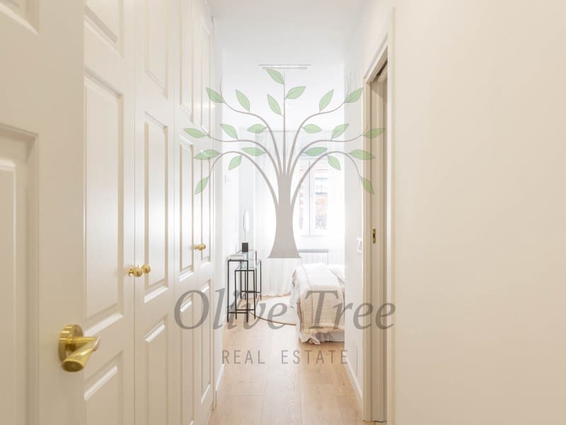 4 soveværelse Lejlighed til salg i Madrid by - € 1.850.000 (Ref: 8847863)