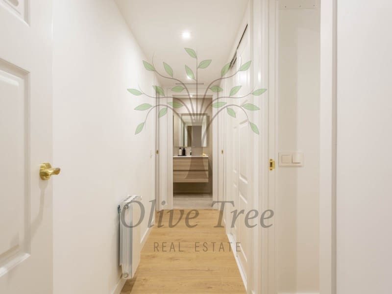 4 soveværelse Lejlighed til salg i Madrid by - € 1.850.000 (Ref: 8847863)