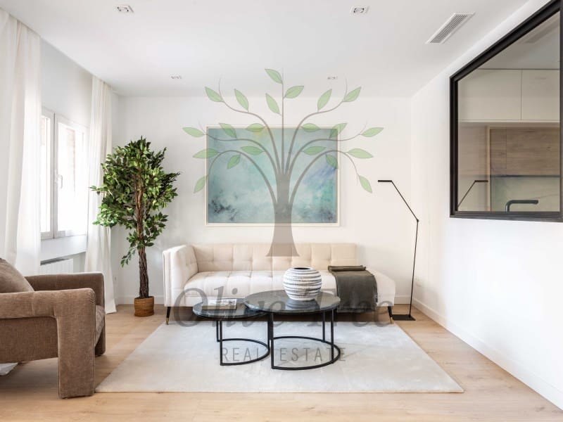 4 soveværelse Lejlighed til salg i Madrid by - € 1.850.000 (Ref: 8847863)