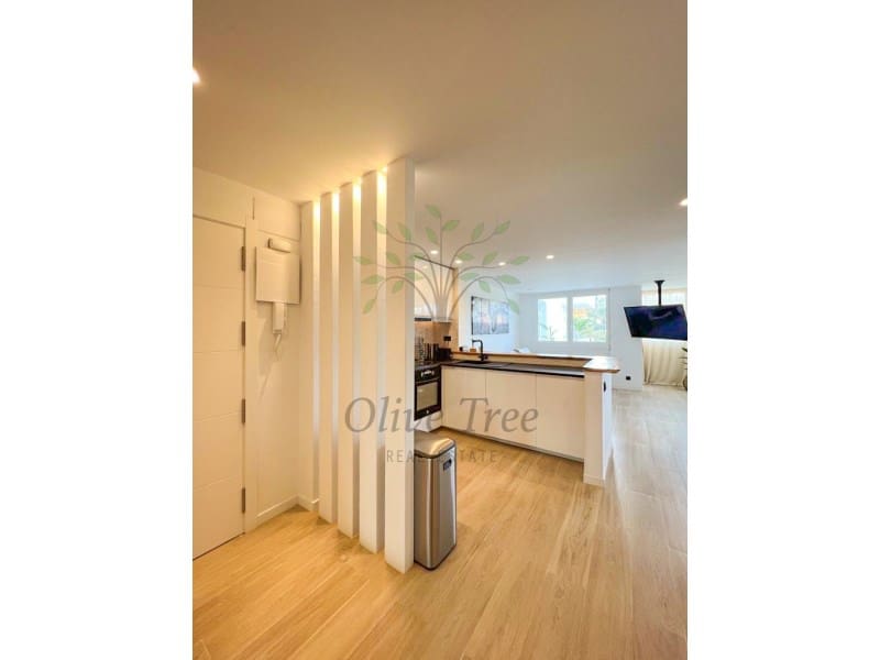 2 slaapkamer Appartement te huur in Ibiza dorp - € 5.500 (Ref: 8865658)