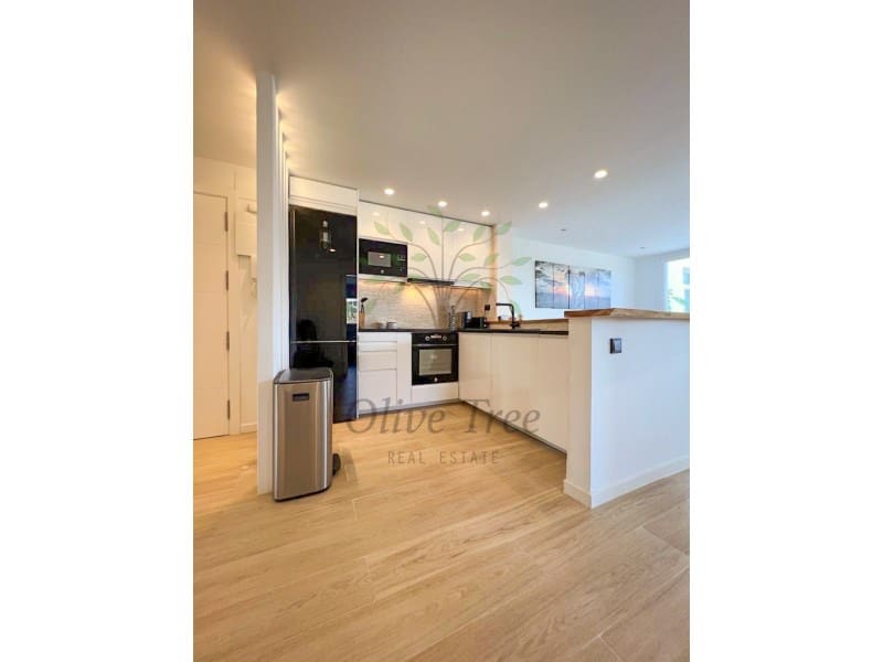 2 slaapkamer Appartement te huur in Ibiza dorp - € 5.500 (Ref: 8865658)