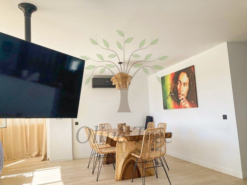 2 slaapkamer Appartement te huur in Ibiza dorp - € 5.500 (Ref: 8865658)