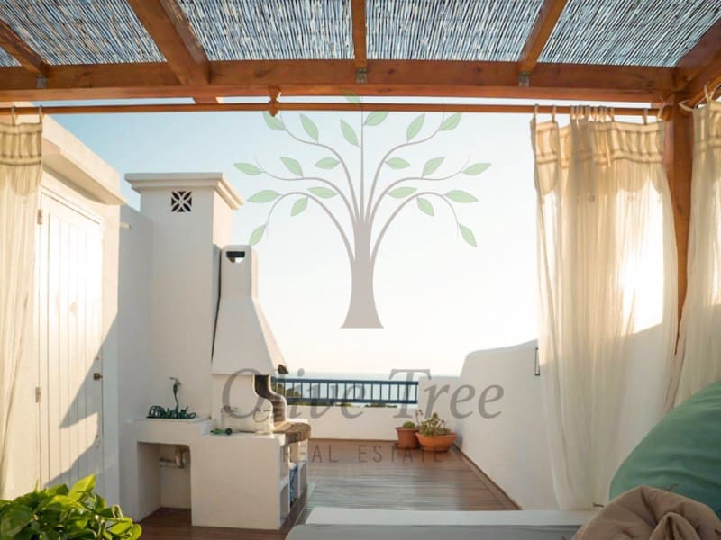 2 soverom Leilighet til leie i Cala Tarida med svømmebasseng - € 4 800 (Ref: 8869924)