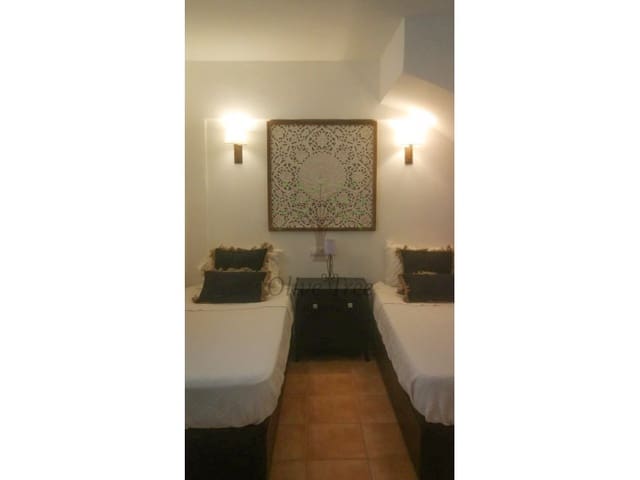 2 soverom Leilighet til leie i Cala Tarida, San Jose / Sant Josep de Sa Talaia med svømmebasseng - € 4 800 (Ref: 8869924)