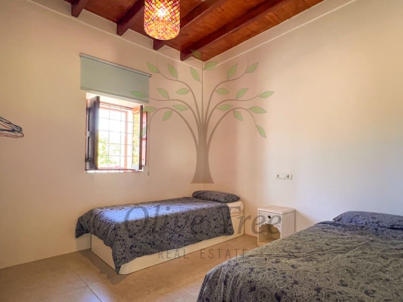 3 bedroom Villa for rent in Santa Eulalia / Santa Eularia with garage - € 3,000 (Ref: 8908150)