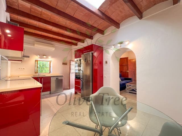 3 soveværelse Villa til leje i Santa Eulalia / Santa Eularia med garage - € 3.000 (Ref: 8908150)
