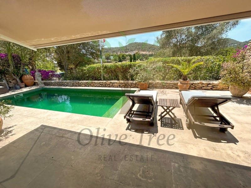 2 bedroom Townhouse for rent in Roca Llisa - € 8,000 (Ref: 8918082)