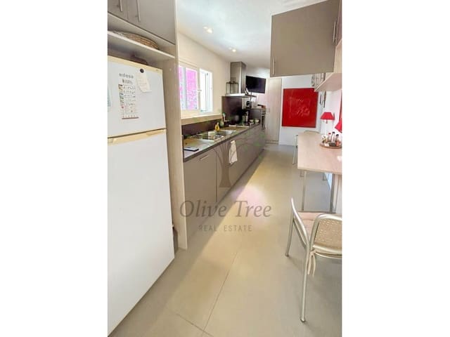 Casa de 2 habitaciones en Roca Llisa, Santa Eulalia / Santa Eularia en alquiler con piscina - 10.000 € (Ref: 8918082)