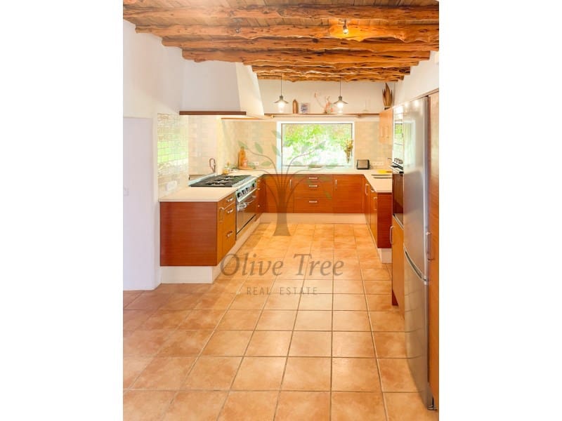 Villa/Maison de 4 chambres à louer à Sant Antoni de Portmany - 4 500 € (Ref: 8932515)