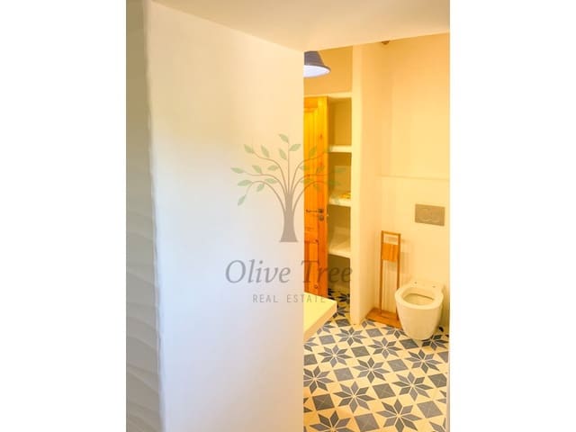 Villa/Maison de 4 chambres à louer à Sant Antoni de Portmany - 4 500 € (Ref: 8932515)