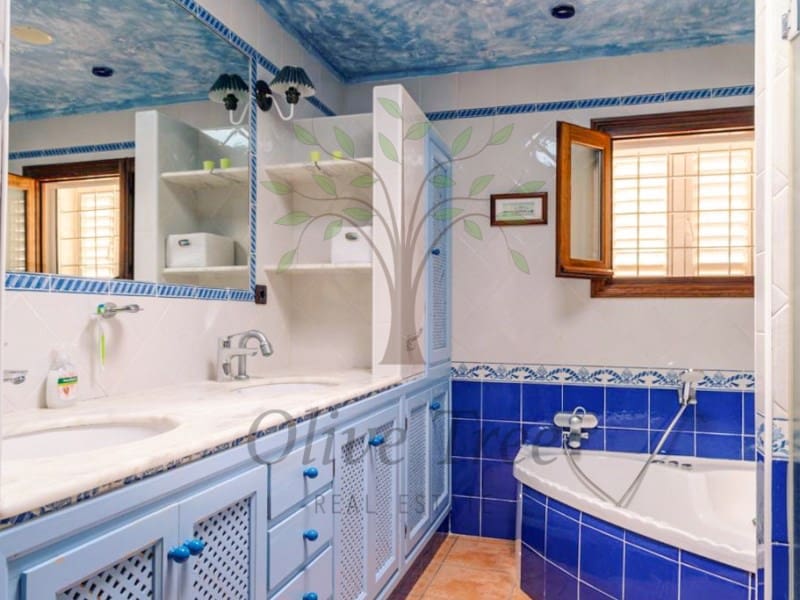 4 sypialnia Willa na sprzedaż w Santa Gertrudis de Fruitera z basenem garażem - 3 400 000 € (Ref: 8968706)