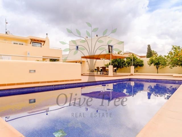 4 sovrum Villa till salu i Santa Gertrudis de Fruitera, Santa Eulalia / Santa Eularia med pool garage - 3 400 000 € (Ref: 8968706)