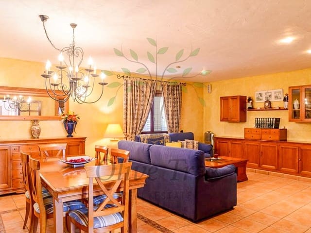 4 sovrum Villa till salu i Santa Gertrudis de Fruitera, Santa Eulalia / Santa Eularia med pool garage - 3 400 000 € (Ref: 8968706)