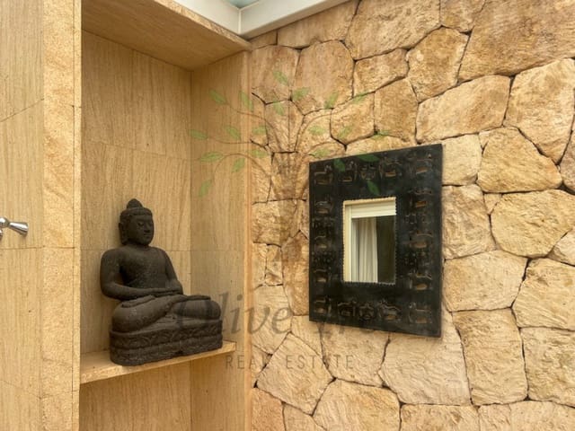 2 sovrum Lägenhet till salu i Ibiza stad med garage - 2 400 000 € (Ref: 9029965)