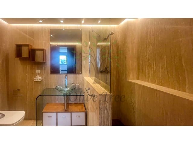 Appartement de 2 chambres à louer à Ibiza ville - 3 500 € (Ref: 9065511)