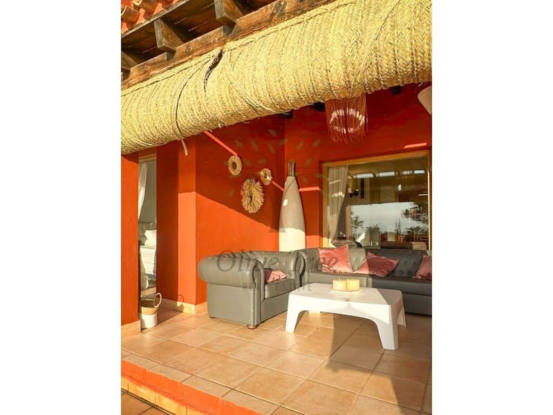 4 soveværelse Semi-Rækkehus til salg i Cala Moli med swimmingpool garage - € 1.200.000 (Ref: 9103373)