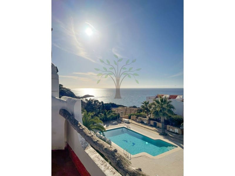 5 soveværelse Semi-Rækkehus til salg i Cala Tarida med swimmingpool garage - € 965.000 (Ref: 9110673)