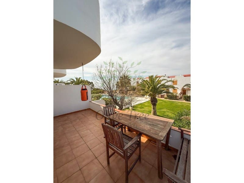 5 soveværelse Semi-Rækkehus til salg i Cala Tarida med swimmingpool garage - € 965.000 (Ref: 9110673)