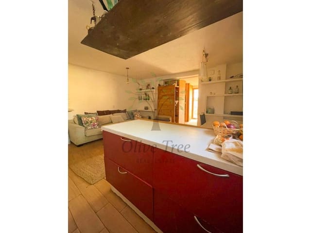 5 makuuhuone Paritalo myytävänä paikassa Cala Tarida, San Jose / Sant Josep de Sa Talaia mukana uima-altaan 
autotalli - 965 000 € (Ref: 9110673)