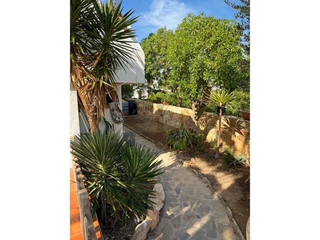 5 makuuhuone Paritalo myytävänä paikassa Cala Tarida, San Jose / Sant Josep de Sa Talaia mukana uima-altaan 
autotalli - 965 000 € (Ref: 9110673)