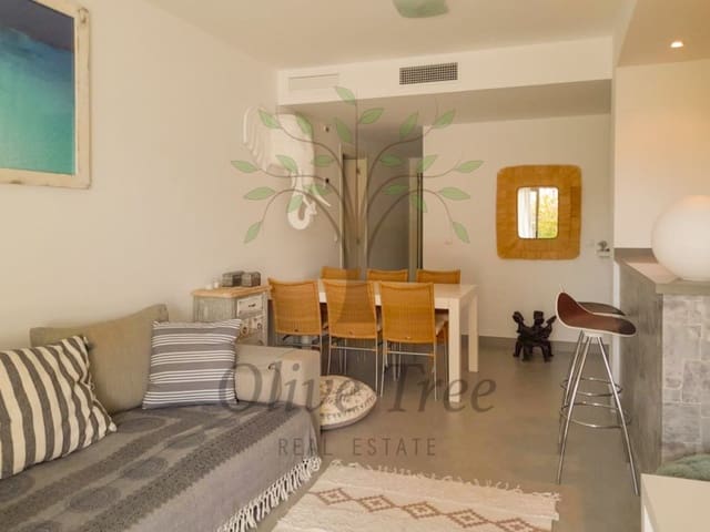 2 soveværelse Lejlighed til leje i Cala Tarida, San Jose / Sant Josep de Sa Talaia med swimmingpool garage - € 1.350 (Ref: 9191166)