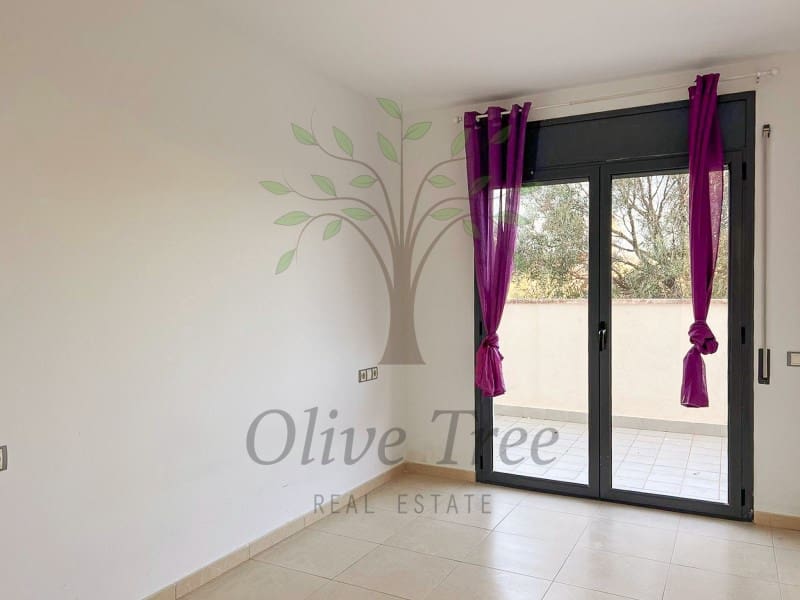 4 slaapkamer Appartement te huur in Ibiza dorp - € 4.000 (Ref: 9349370)