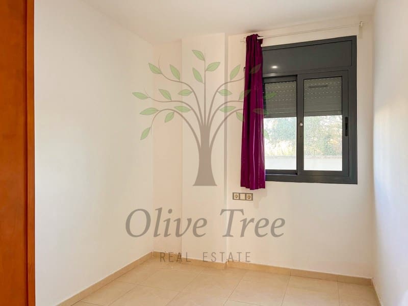 4 slaapkamer Appartement te huur in Ibiza dorp - € 4.000 (Ref: 9349370)