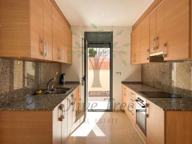 4 soveværelse Lejlighed til leje i Ibiza by - € 4.000 (Ref: 9349370)