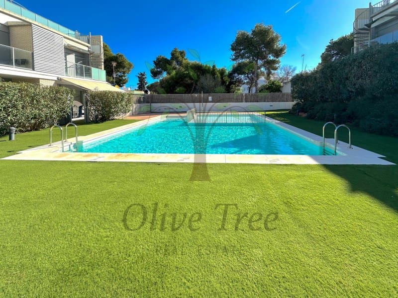 2 Zimmer Wohnung zu vermieten in Sant Antoni de Portmany mit Garage - 2.800 € (Ref: 9379344)