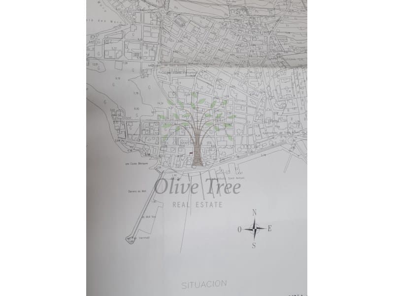 Business for sale in Sant Antoni de Portmany - € 310,000 (Ref: 9393401)