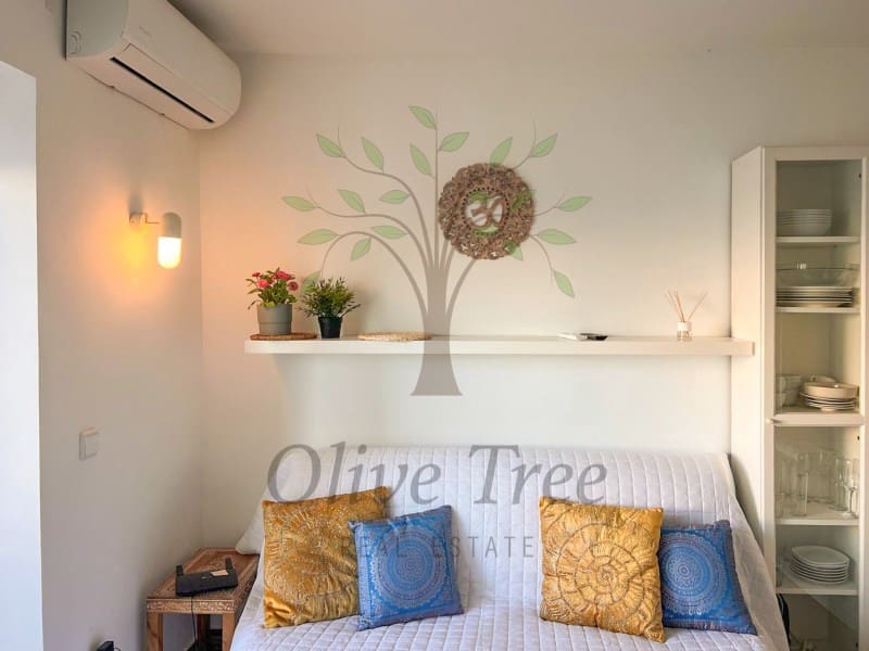 Studio til leje i Cala Tarida - € 850 (Ref: 9403717)