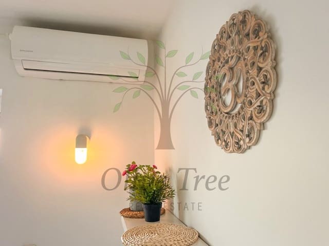 Studio for rent in Cala Tarida, San Jose / Sant Josep de Sa Talaia - € 850 (Ref: 9403717)