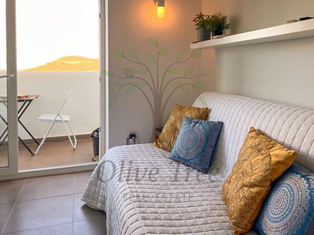 Studio for rent in Cala Tarida, San Jose / Sant Josep de Sa Talaia - € 850 (Ref: 9403717)