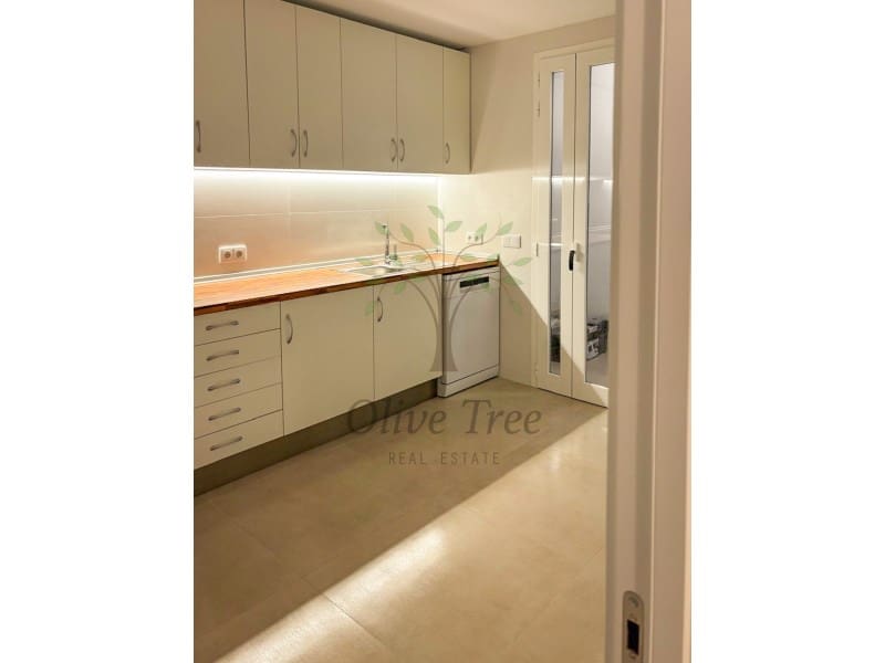 3 sypialnia Penthouse do wynajęcia w Miasto Ibiza / Eivissa - 2 600 € (Ref: 9417839)