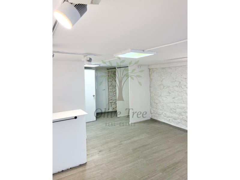 Kaupallinen vuokrattavana paikassa Ibiza kaupunki - 1 650 € (Ref: 9497517)