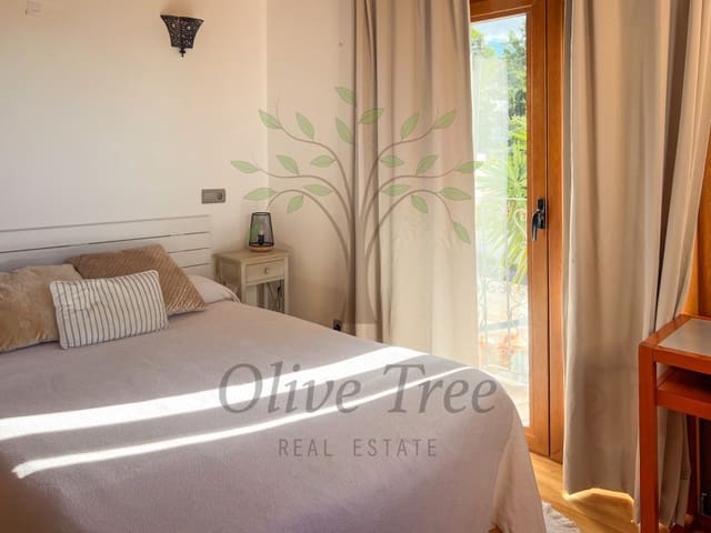 2 bedroom Apartment for rent in Cala Conta, San Jose / Sant Josep de Sa Talaia - € 1,800 (Ref: 9502487)
