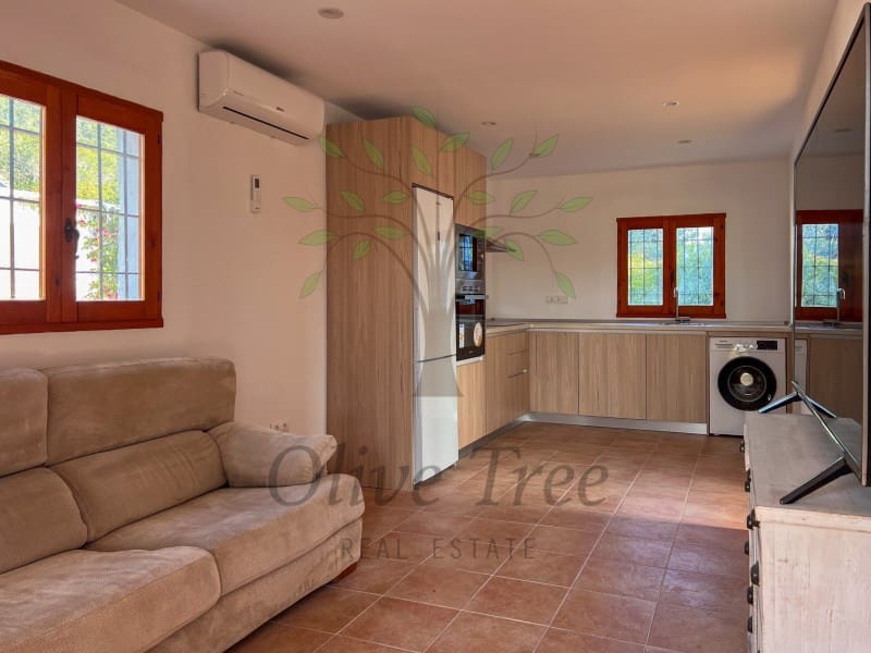1 bedroom Studio for rent in Sant Joan de Labritja with garage - € 2,100 (Ref: 9547916)