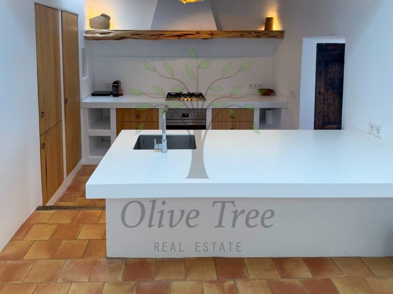 6 slaapkamer Finca/Landhuis te huur in Sant Llorenc de Balafia met zwembad garage - € 9.000 (Ref: 9547917)