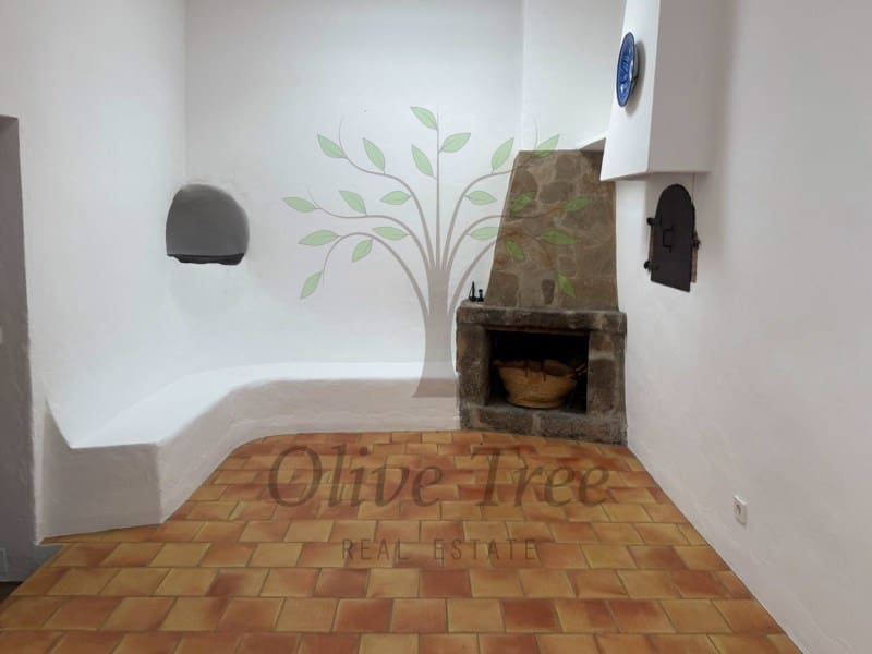 6 slaapkamer Finca/Landhuis te huur in Sant Llorenc de Balafia met zwembad garage - € 9.000 (Ref: 9547917)