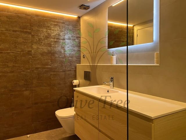 2 soveværelse Penthouse til leje i Ibiza by - € 3.500 (Ref: 9571324)