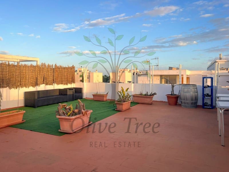 2 soverom Penthouse til leie i Ibiza by - € 3 500 (Ref: 9571324)