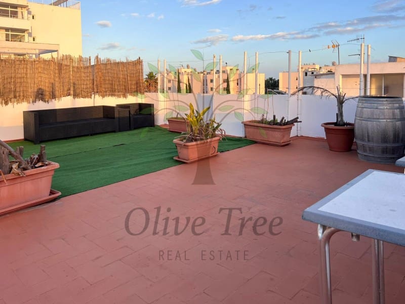 2 soverom Penthouse til leie i Ibiza by - € 3 500 (Ref: 9571324)