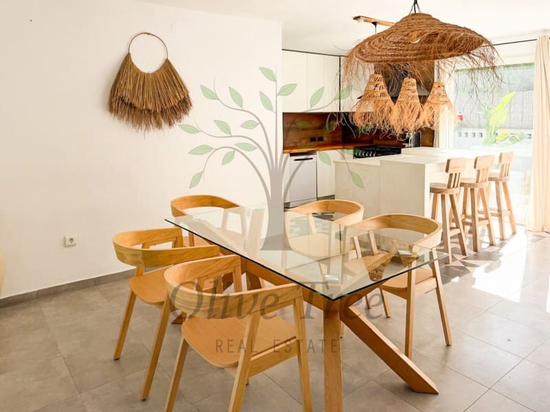 Chalet de 5 habitaciones en Port des Torrent en alquiler con piscina garaje - 5.250 € (Ref: 9630199)