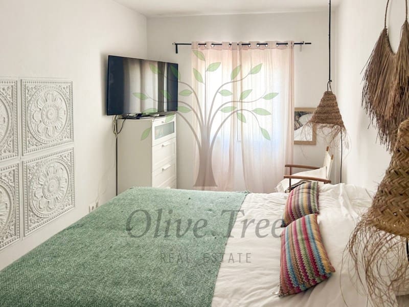 Chalet de 5 habitaciones en Port des Torrent en alquiler con piscina garaje - 5.250 € (Ref: 9630199)