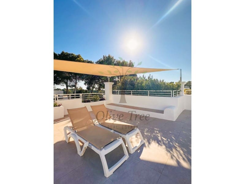 2 soverom Leilighet til leie i Cala Tarida - € 3 000 (Ref: 9674097)